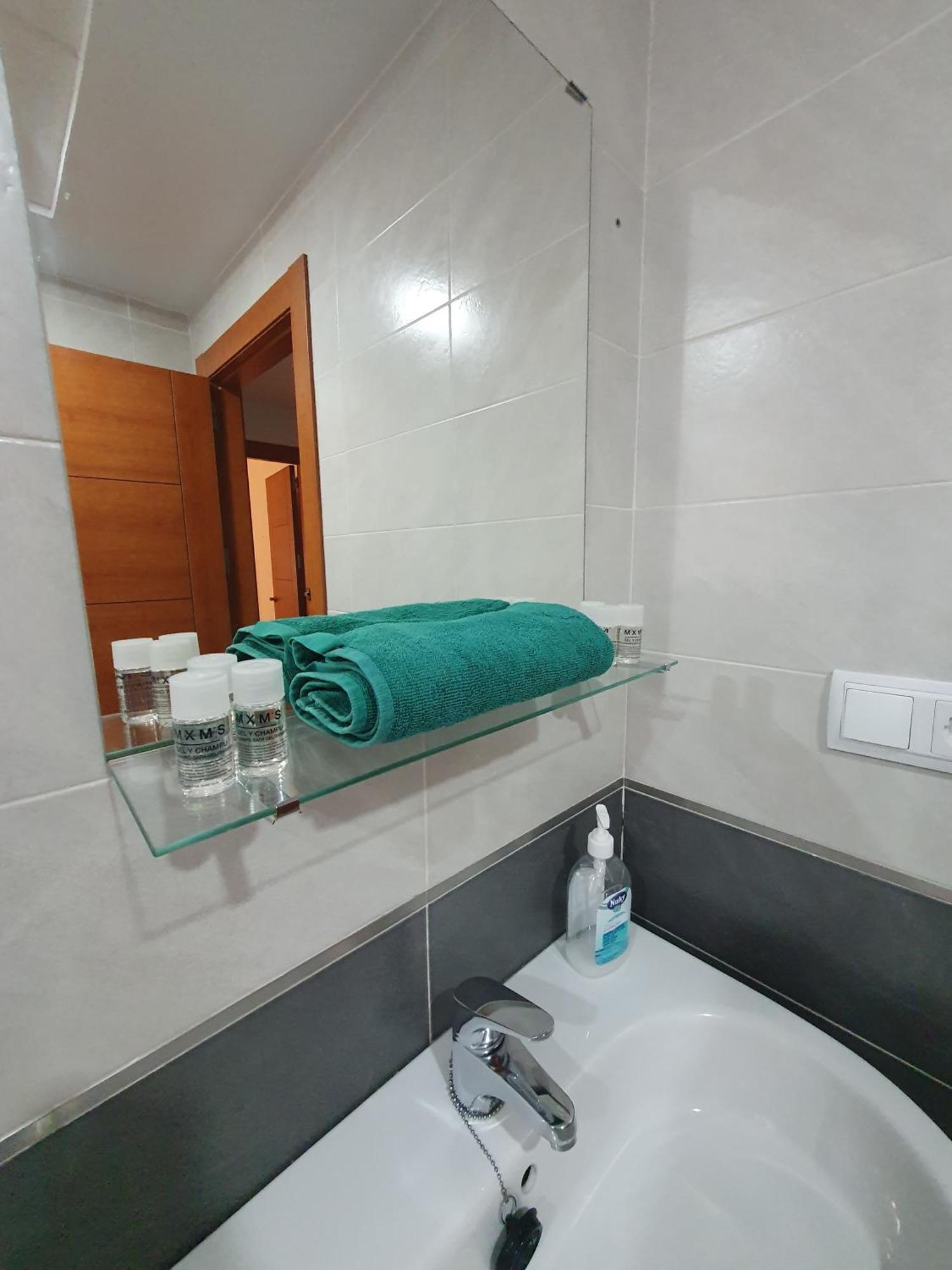 Piso Centrico Con Garaje En Hellin Daire Dış mekan fotoğraf
